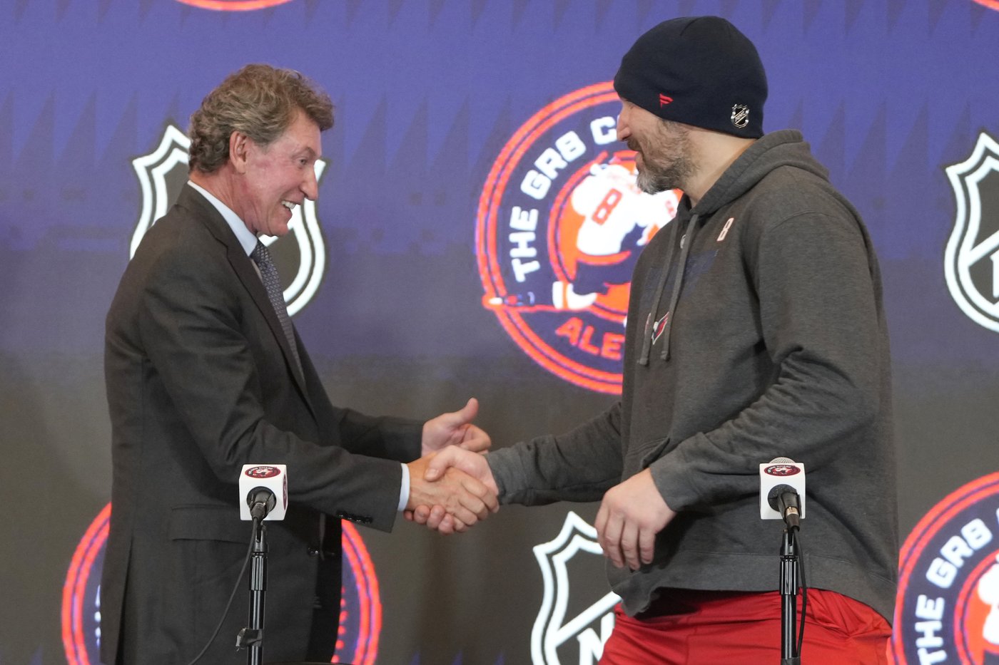 Alex Ovechkin and Wayne Gretzky are tied at 894 goals. Ovechkin can break  the record Sunday