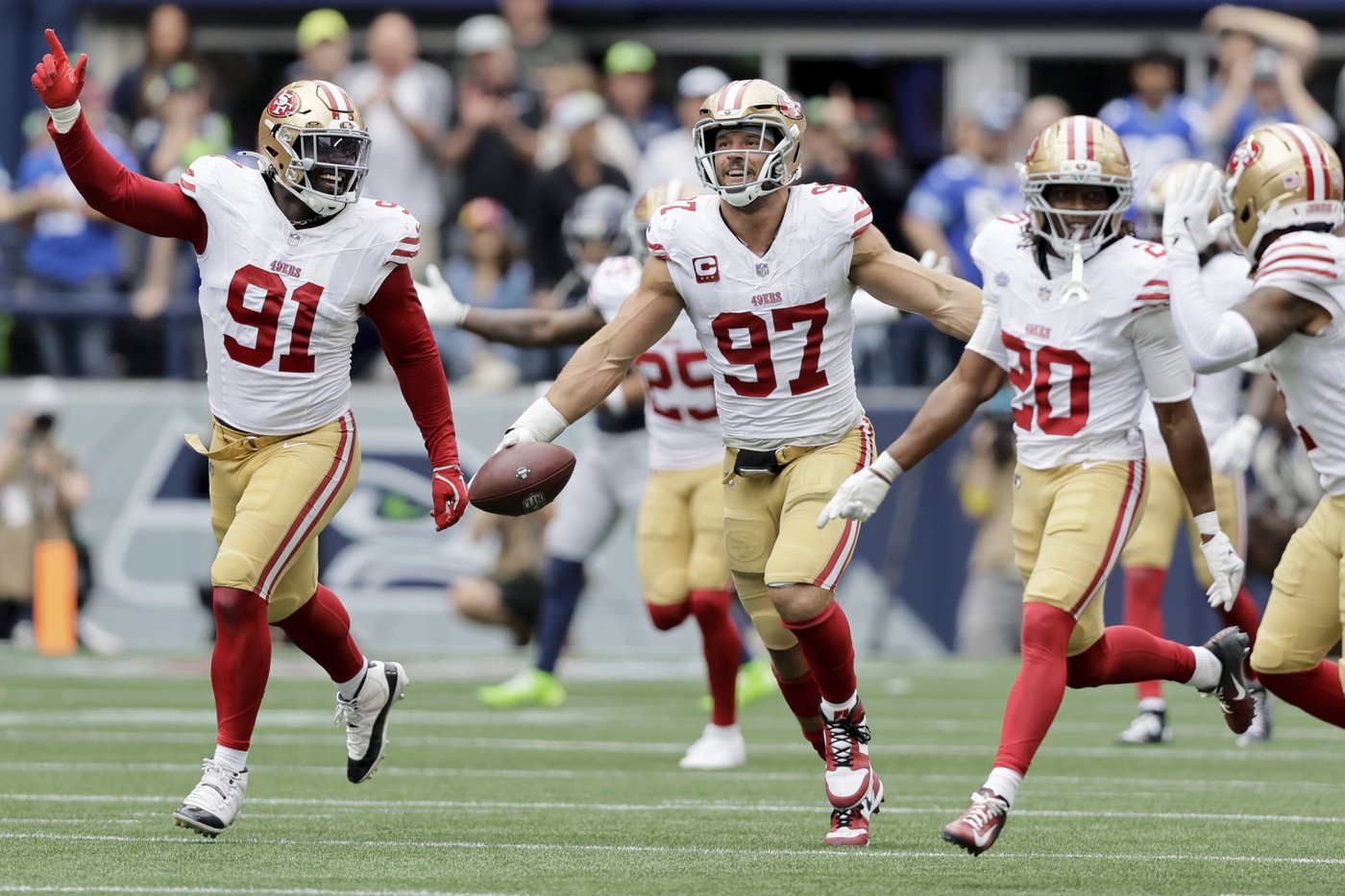 49ers rally for seasonopening win but face injury woes with Kittle and