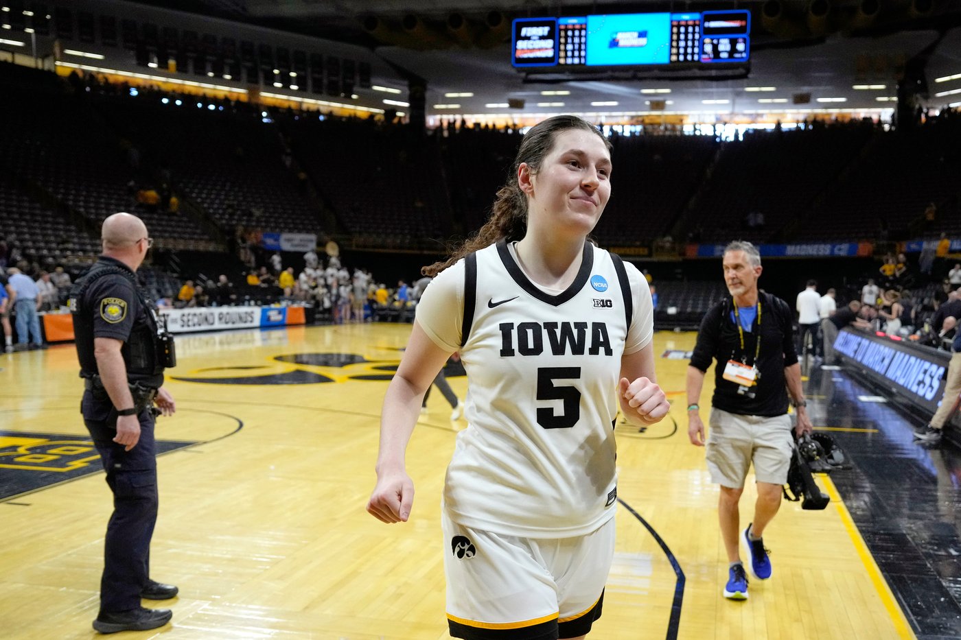 Coming off a near upset, No. 2 seed Iowa faces 10th seed Virginia in women’s NCAA Tournament