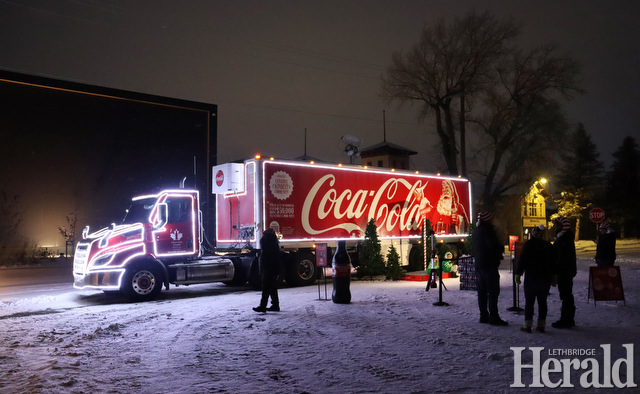 Coca-Cola Holiday Caravan reaches southern Alberta
